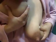Amateur Big Boobs Close Up Nipples 